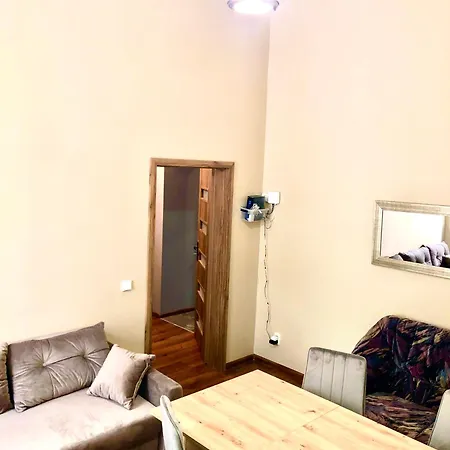 Oasis Valley Apartment