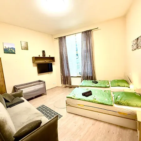 Oasis Valley Center * Karlsbad